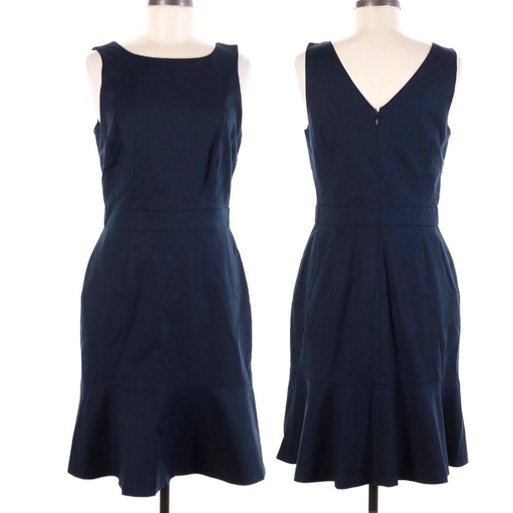 BANANA REPUBLIC sleek suit flounce navy dress Size 4